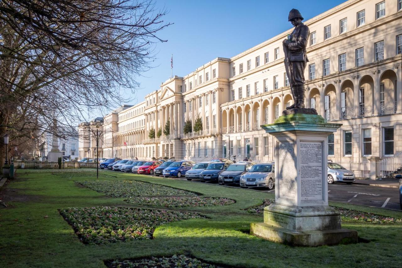 Appartement Elliot Oliver - Laverham House - Stunning 6 Bedroom Regency House With Parking Cheltenham